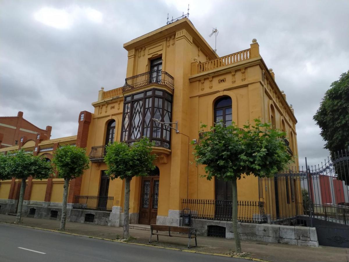 Edificio Valles Del Lupulo Astorga Luaran gambar