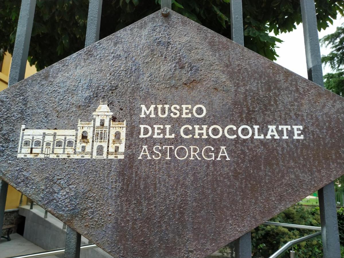 Edificio Valles Del Lupulo Astorga Luaran gambar